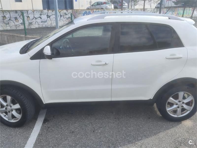 Usado Ssangyong (KGM) Korando 149 CV (109 kW) 2013 Blanco SUV