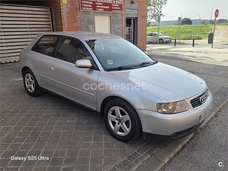 Usado Audi A3 Ambition 150 HP (110 kW) 2002 Cinzento Citadino