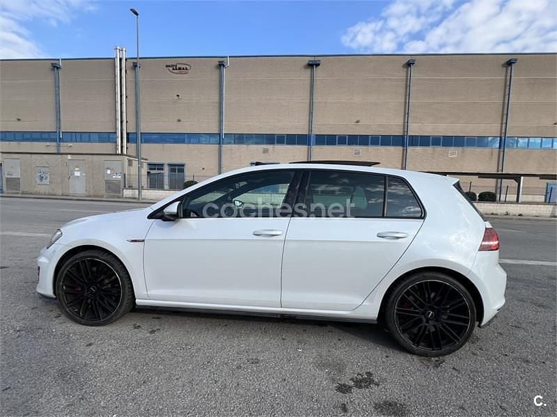 Usado VW Golf VII GTI 230 CV (169 kW) 2014 Blanco Berlina
