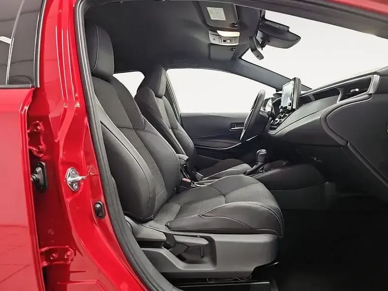 Usado Toyota Corolla Style 180 CV (132 kW) 2022 Rojo