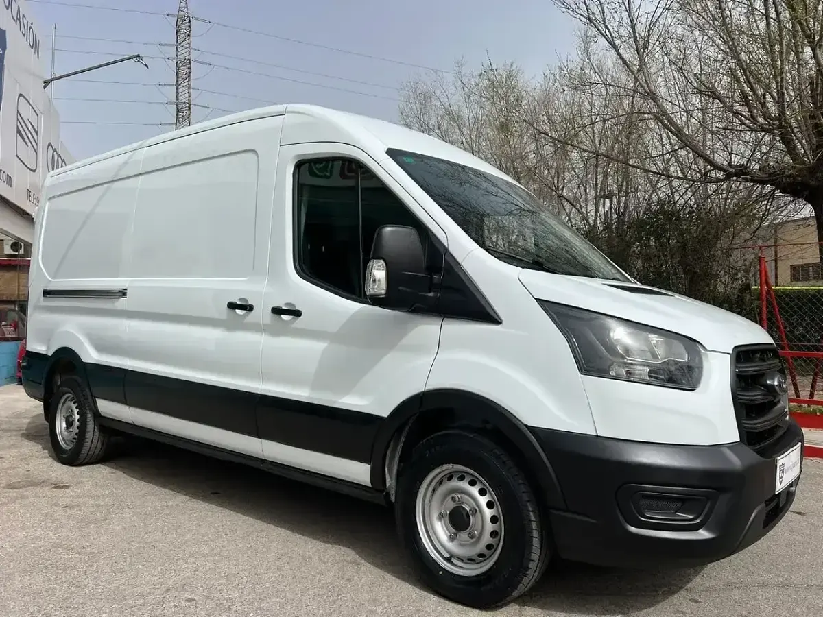 Käytetty Ford Transit Trend 130 HP (95 kW) 2022 Valkoinen Van