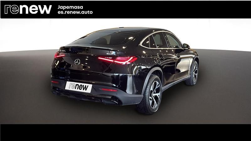 Usado Mercedes GLC300 313 CV (230 kW) 2023 Negro Coupe