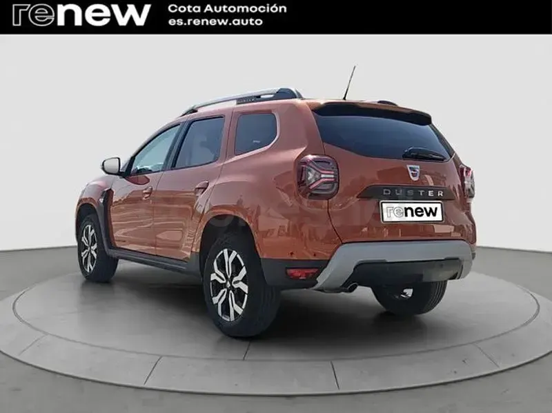 Usado Dacia Duster Prestige 100 CV (73 kW) 2021 Naranja SUV