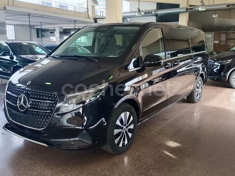Negro Usado 2025 Mercedes V250 Avantgarde Monovolumen | 75.975 € - Imagen 1/4