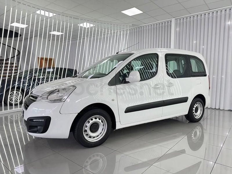 Usado Citroën Berlingo Feel 100 CV (73 kW) 2018 Blanco Monovolumen