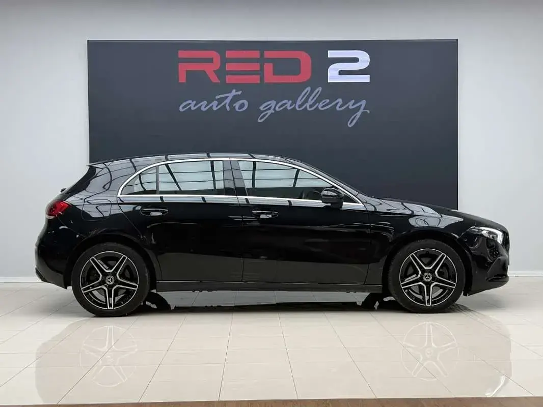 Usado Mercedes A250 218 CV (160 kW) 2022 Negro Utilitario