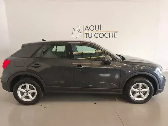 Usado Audi Q2 Advanced Plus 149 CV (109 kW) 2022 Gris SUV