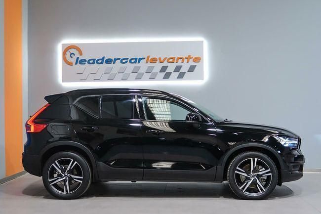 Usado Volvo XC40 R-Design 262 CV (192 kW) 2021 Negro SUV