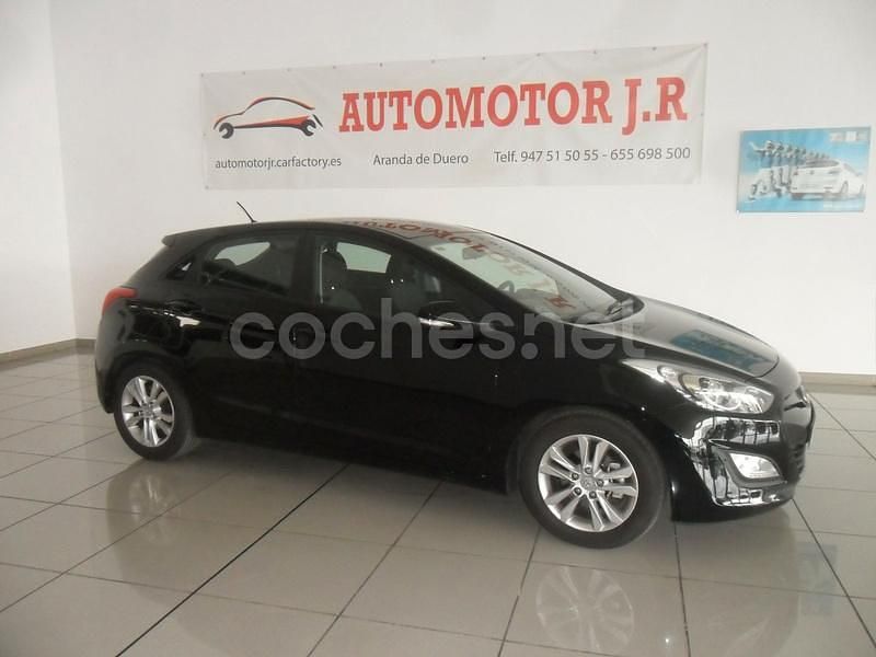 Negro Usado 2013 Hyundai i30 Berlina | 9450 € (Un poco caro) - Imagen 1/4