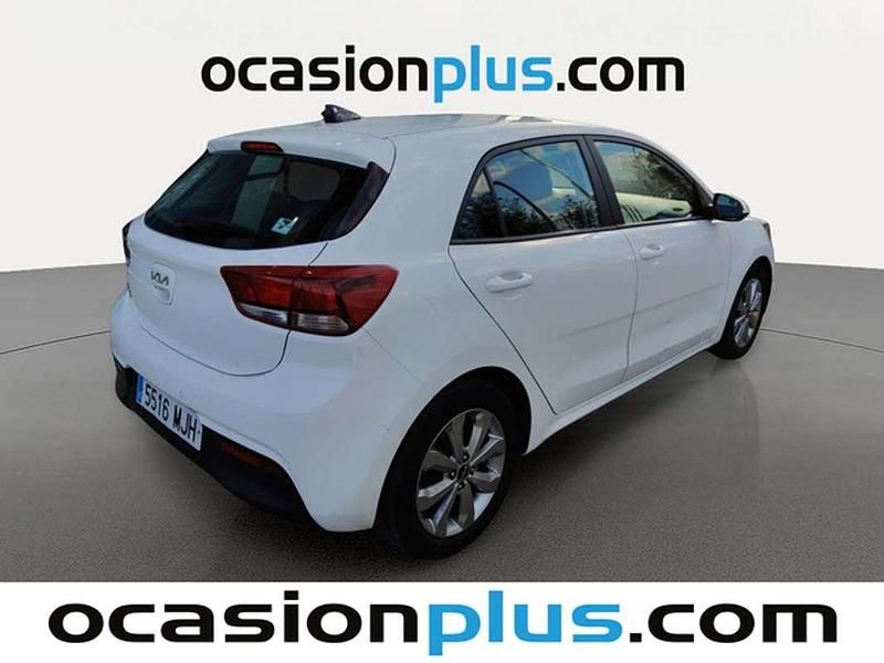 Usado Kia Rio 101 CV (74 kW) 2023 Blanco Utilitario