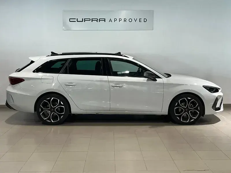 Usado Cupra Leon 150 CV (110 kW) 2025 Blanco Familiar