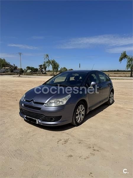 Usado Citroën C4 VTR Sport 110 CV (80 kW) 2005 Gris / plata Berlina