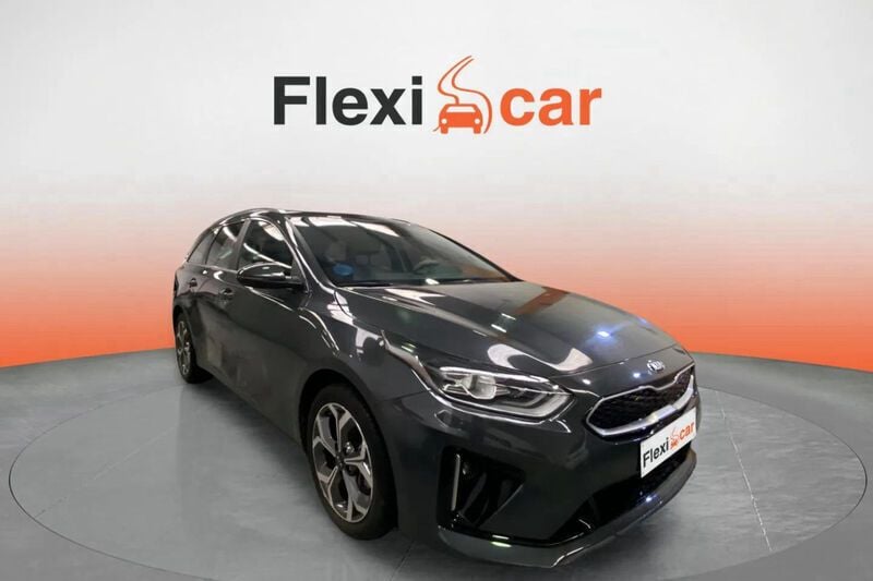 Azul Usado 2021 Kia Ceed GT-Line Familiar | 13.440 € (Buen precio) - Imagen 1/4
