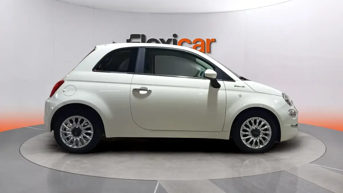 Usado Fiat 500 Dolcevita 71 CV (52 kW) 2021 Blanco Berlina