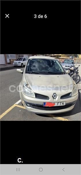 Usado Renault Clio II Dynamique 100 CV (73 kW) 2007 Beige Berlina