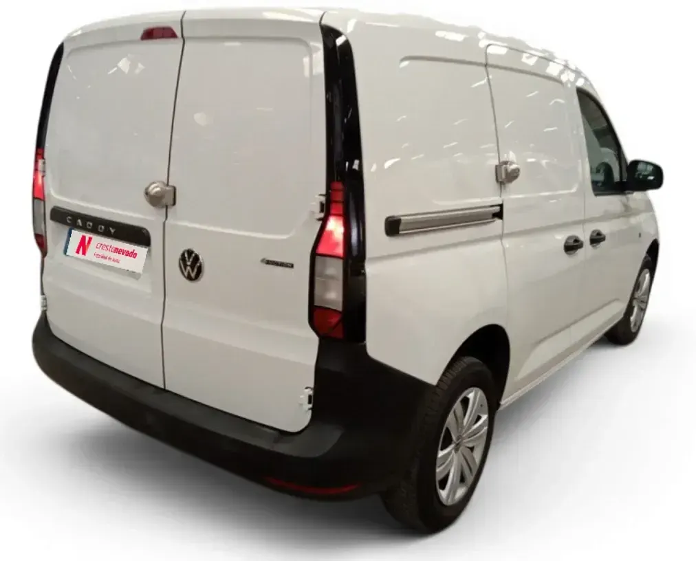 Usado VW Caddy 122 CV (89 kW) 2022 Blanco Monovolumen