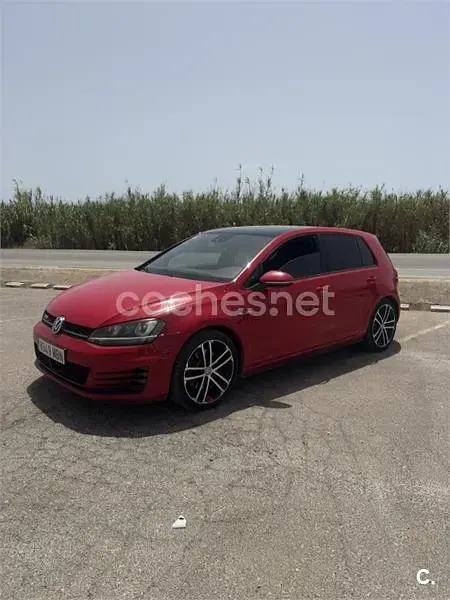 Usado VW Golf VII GTD 184 CV (135 kW) 2015 Rojo Berlina