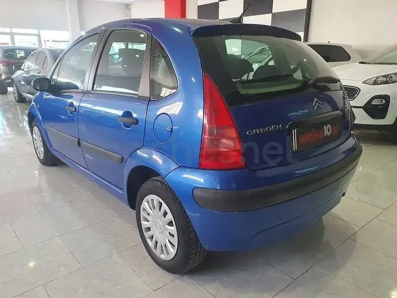 Usado Citroën C3 Furio 75 CV (55 kW) 2005 Azul Berlina