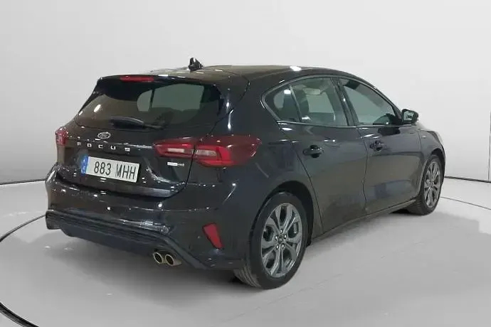 Usado Ford Focus ST-Line 126 CV (92 kW) 2023 Azul Utilitario
