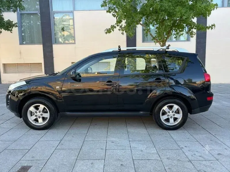 Usado Peugeot 4007 Premium 156 CV (114 kW) 2008 Negro SUV