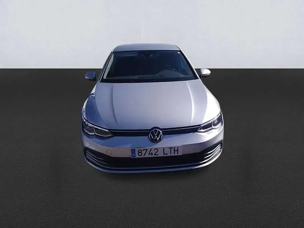 Usado VW Golf VIII Life 116 CV (85 kW) 2021 Blanco Utilitario