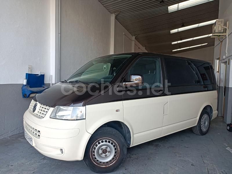 Occasion VW Caravelle Trendline 130 ch (95 kW) 2009 Beige Van