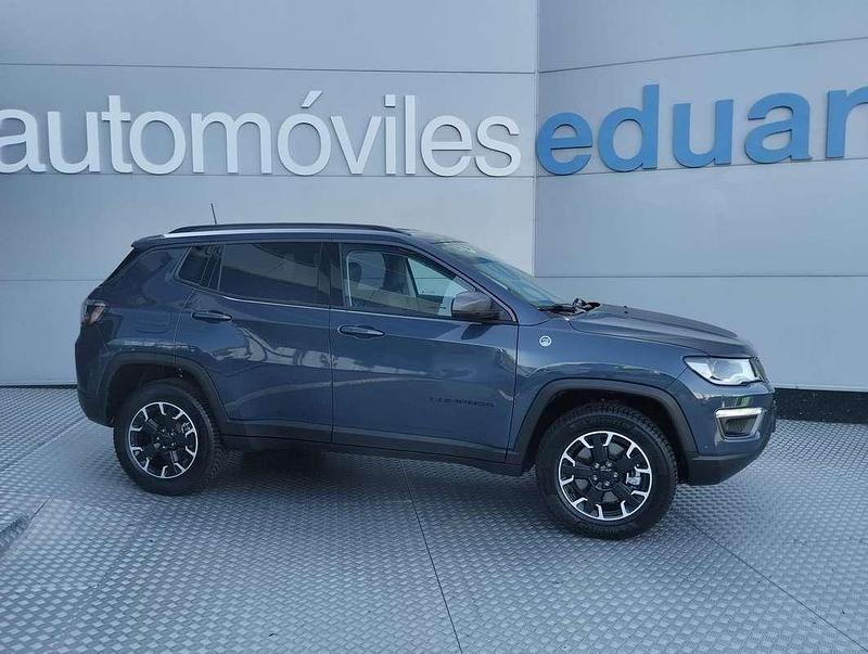 Azul Usado 2020 Jeep Compass Trailhawk SUV | 19.500 € (Buen precio) - Imagen 1/4