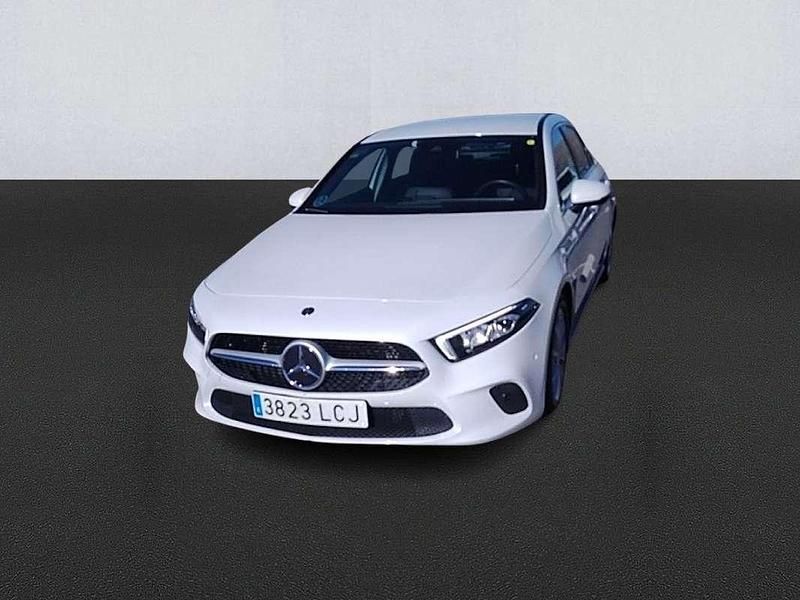 Blanco Usado 2019 Mercedes A180 Utilitario | 25.600 € (Precio justo) - Imagen 1/4
