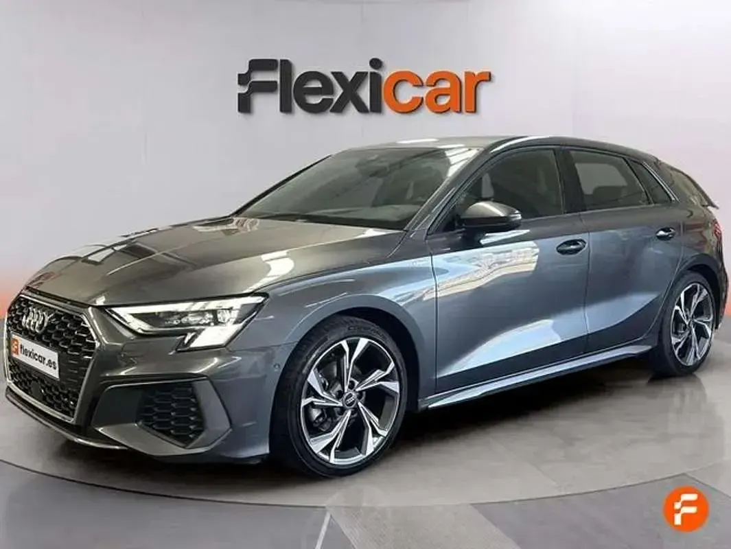 Usado Audi A3 S-Line 150 CV (110 kW) 2024 Gris Berlina