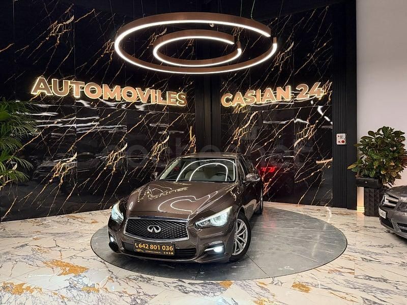 Usado Infiniti Q50 Sport Tech 170 CV (125 kW) 2015 Marrón Berlina