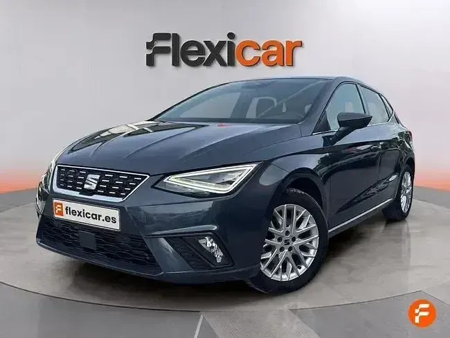 Usado Seat Ibiza Reference 115 CV (84 kW) 2024 Azul Utilitario
