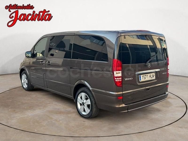 Usado Mercedes Viano 163 CV (119 kW) 2012 Marrón Monovolumen