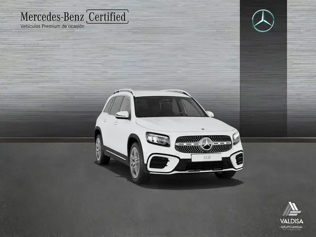 Usado Mercedes GLB200 150 CV (110 kW) 2024 Blanco SUV