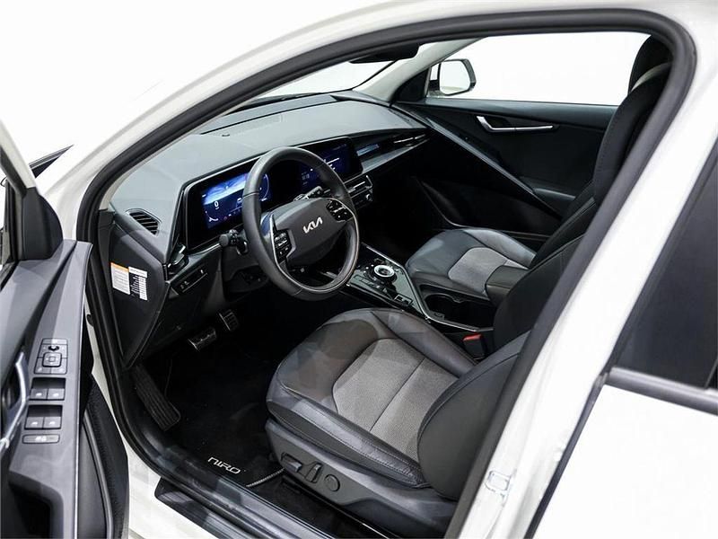 Usado Kia e-Niro 150 kW (204 CV) 2022 Blanco SUV