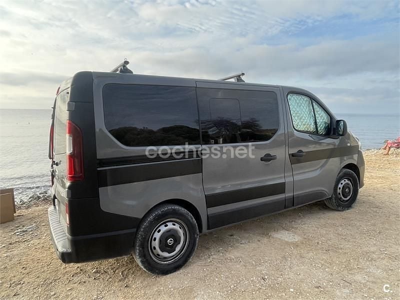 Usado Nissan NV300 Comfort 150 CV (110 kW) 2021 Gris / plata Van