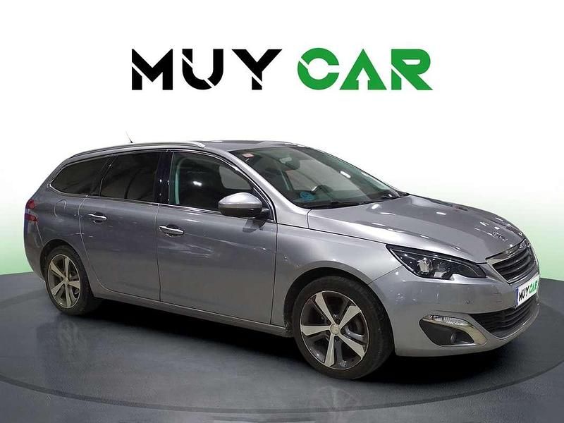 Usado Peugeot 308 SW Allure 120 CV (88 kW) 2017 Gris Familiar