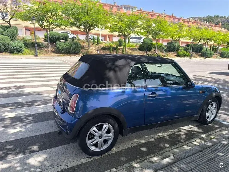 Usado Mini One Cabriolet 90 CV (66 kW) 2008 Azul Descapotable