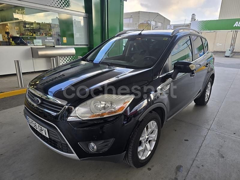Usado Ford Kuga Trend 136 CV (100 kW) 2009 Negro SUV