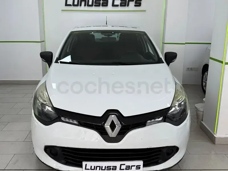 Usado Renault Clio IV Business 75 CV (55 kW) 2016 Blanco Berlina