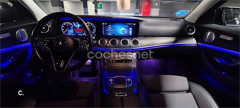 Usado Mercedes E300 306 CV (225 kW) 2020 Gris / plata Berlina