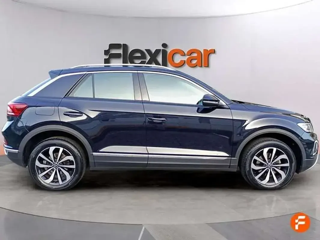 Usado VW T-Roc 116 CV (85 kW) 2025 Negro SUV