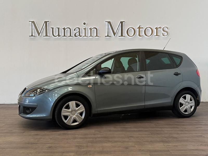 Gris / plata Usado 2005 Seat Altea Sport Monovolumen | 4490 € (Precio justo) - Imagen 1/4