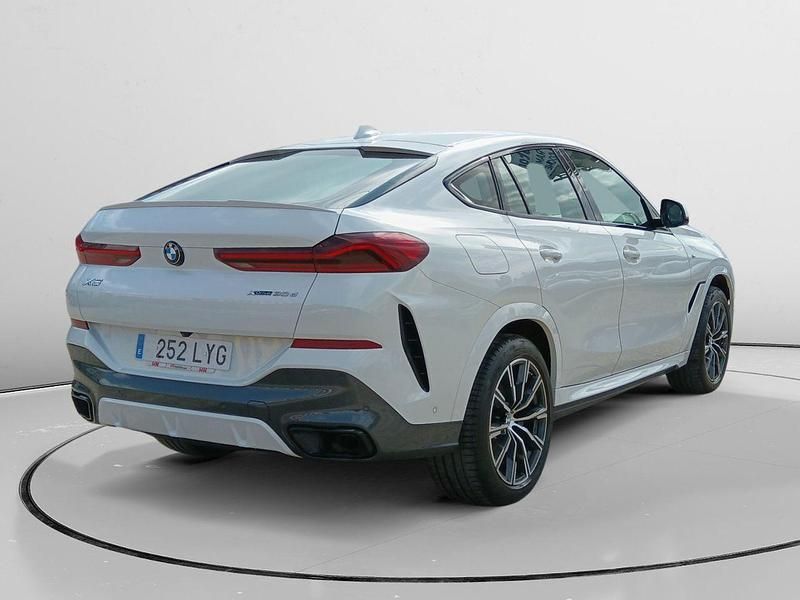 Usado BMW X6 M Sport 286 CV (210 kW) 2022 Blanco SUV