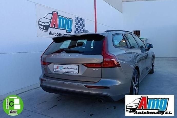 Usado Volvo V60 Kinetic 150 CV (110 kW) 2019 Familiar