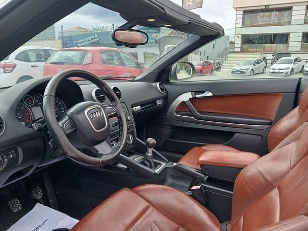 Usado Audi A3 Ambition 105 CV (77 kW) 2009 Gris Utilitario