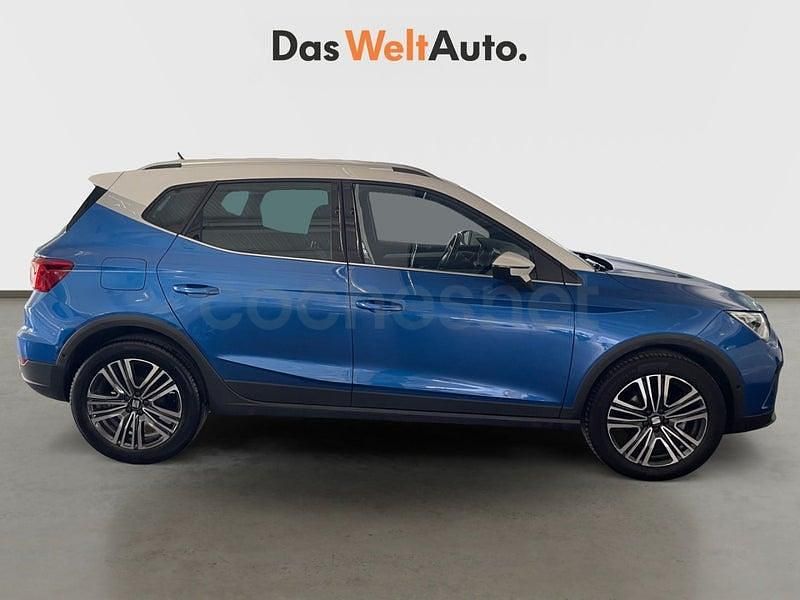 Usado Seat Arona FR 110 CV (80 kW) 2024 Azul SUV