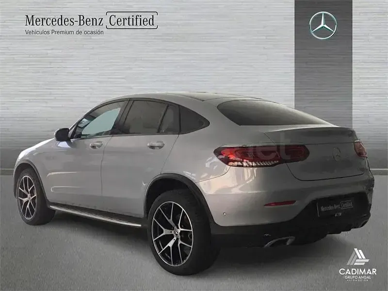 Usado Mercedes GLC300e 306 CV (225 kW) 2022 Gris / plata SUV