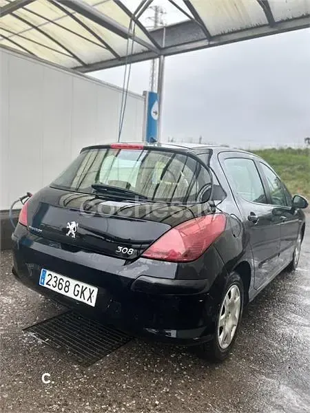 Usado Peugeot 308 110 CV (80 kW) 2009 Negro Berlina