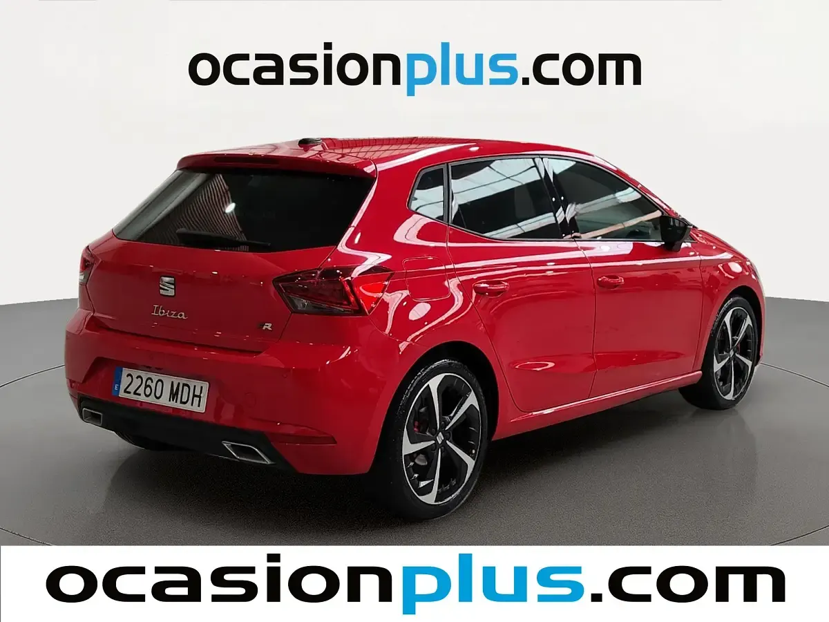 Usado Seat Ibiza FR 150 CV (110 kW) 2023 Rojo Utilitario