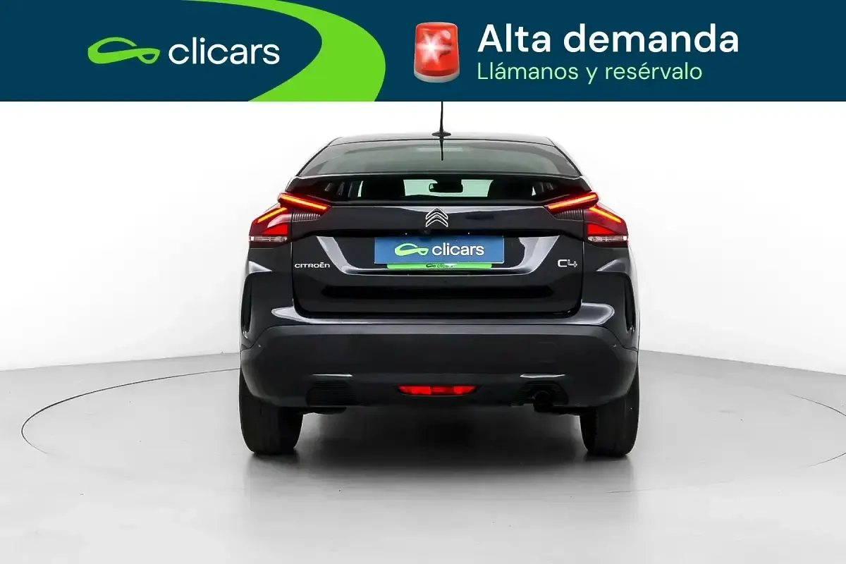Usado Citroën C4 Feel 100 CV (73 kW) 2022 Negro Berlina